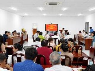 <a href="/tin-tuc" title="Tin tức" rel="dofollow">TIN TỨC</a>